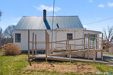 Tiny photo for 1 King Court, Enfield, CT 06082 (MLS # 24164973)