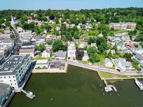 Condo For Sale - 7 Gravel Street #1<br/> Groton, CT 06355