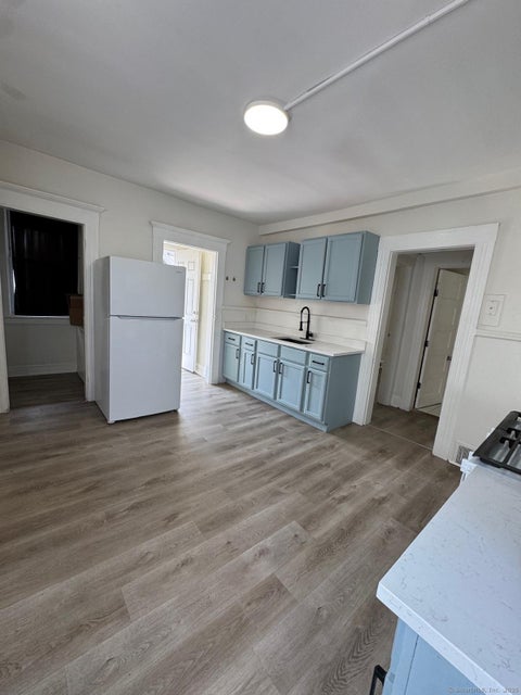 Multifamily For Rent - 133 Ash Street #2<br/> Bridgeport, CT 06605