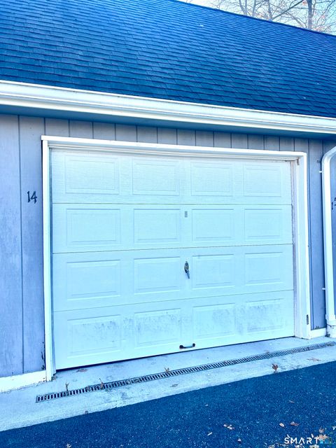 Tiny photo for 6 Barrington Drive #APT B, Wethersfield, CT 06109 (MLS # 24142766)