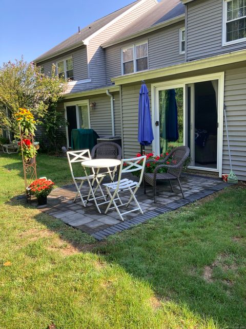 Tiny photo for 6 Barrington Drive #APT B, Wethersfield, CT 06109 (MLS # 24142766)