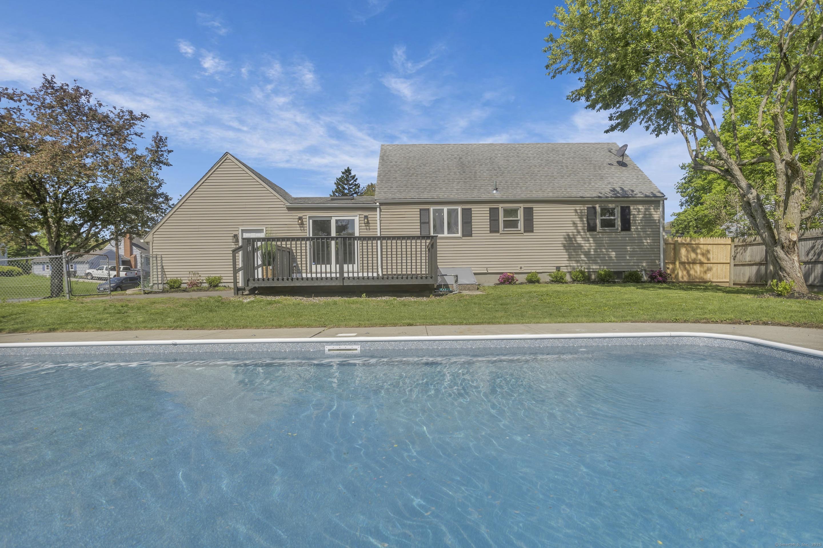 37 Litchfield Drive, Enfield, Connecticut image 2