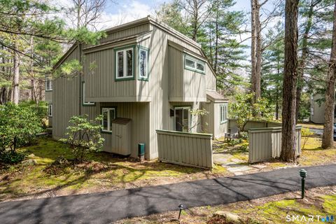 Tiny photo for 12 Byrne Court #B, Farmington, CT 06032 (MLS # 24171756)
