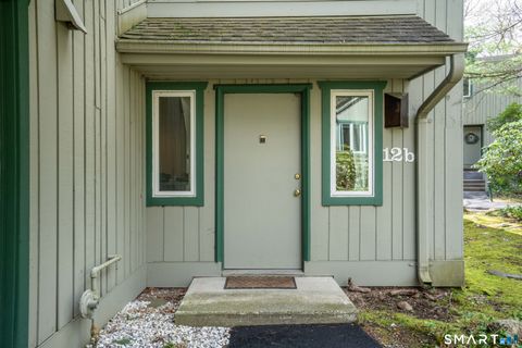 Photo of 12 Byrne Court #B, Farmington, CT 06032 (MLS # 24171756)