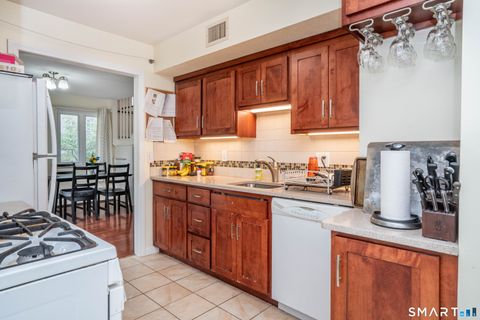Tiny photo for 12 Byrne Court #B, Farmington, CT 06032 (MLS # 24171756)