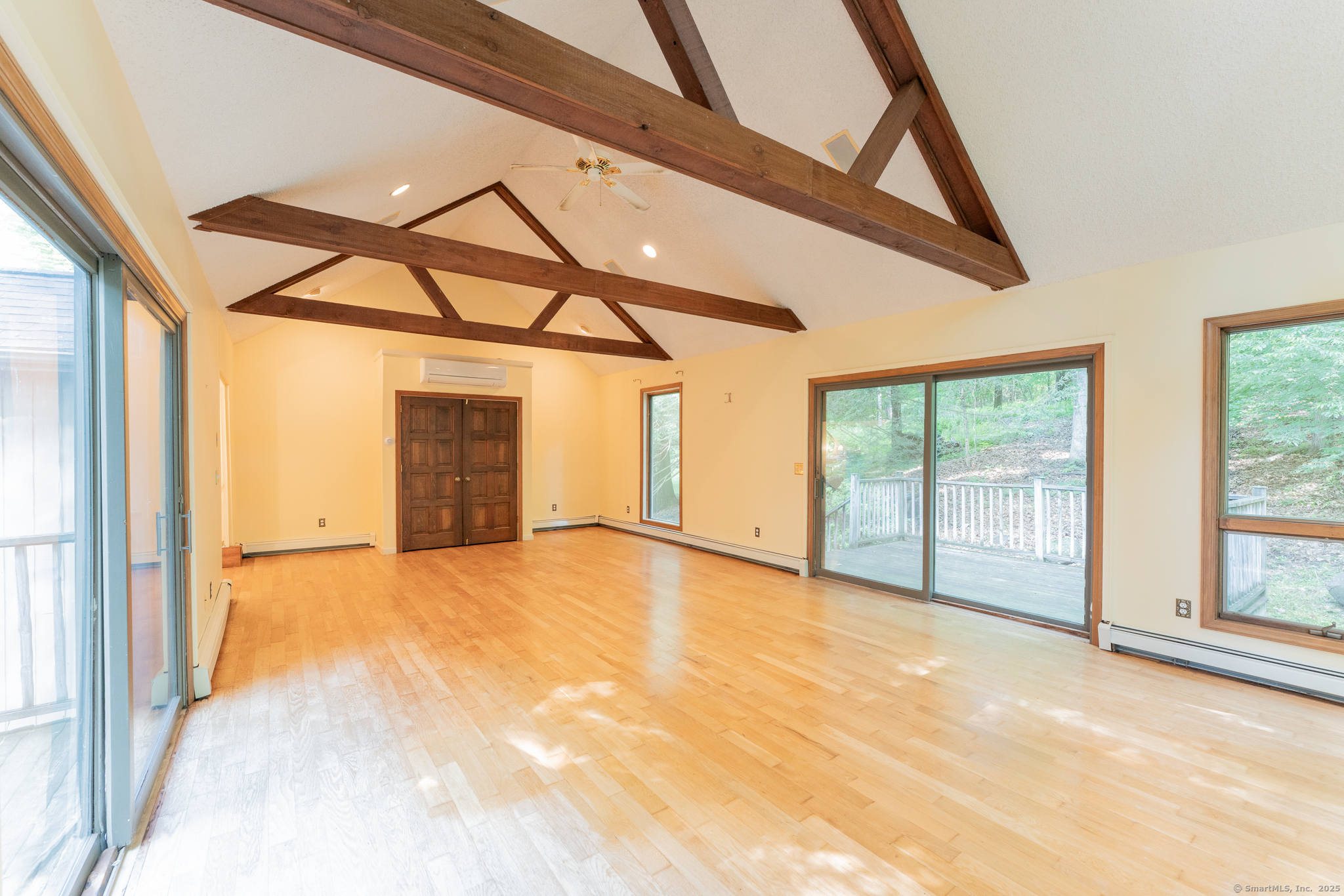 Avon, Connecticut 06001, United States, 3 Bedrooms Bedrooms, ,2 BathroomsBathrooms,Residential,Active,155778