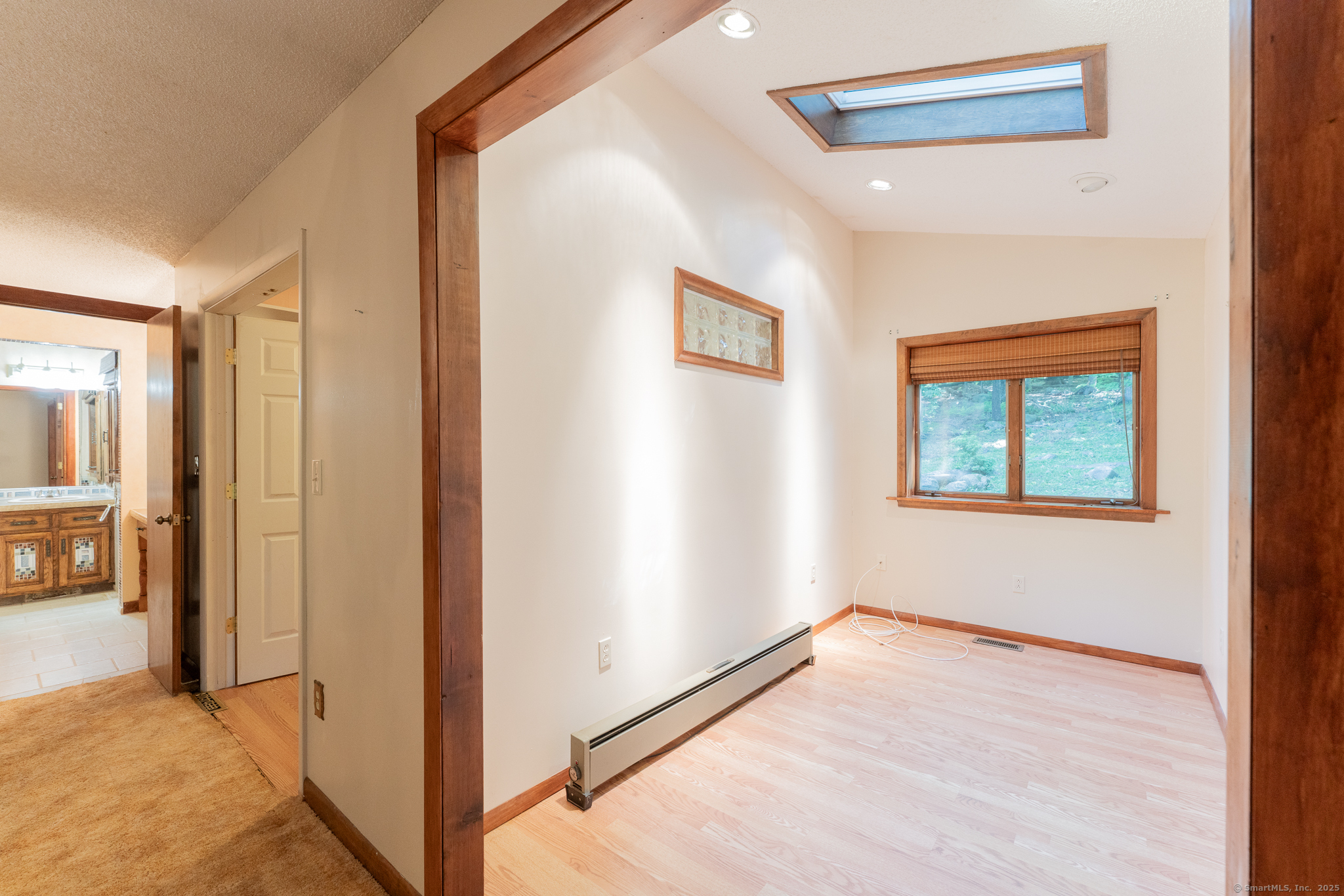 Avon, Connecticut 06001, United States, 3 Bedrooms Bedrooms, ,2 BathroomsBathrooms,Residential,Active,155778