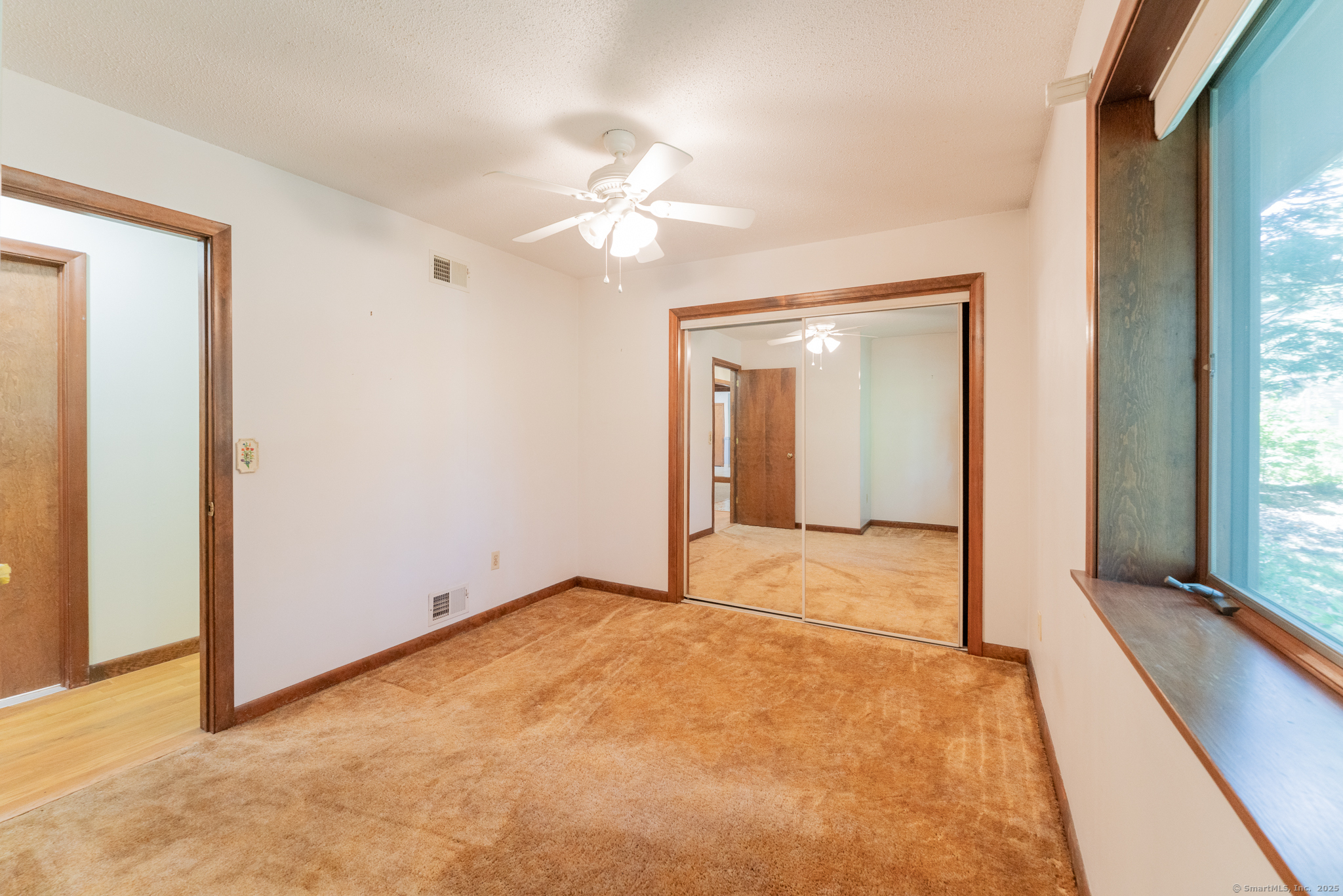 Avon, Connecticut 06001, United States, 3 Bedrooms Bedrooms, ,2 BathroomsBathrooms,Residential,Active,155778