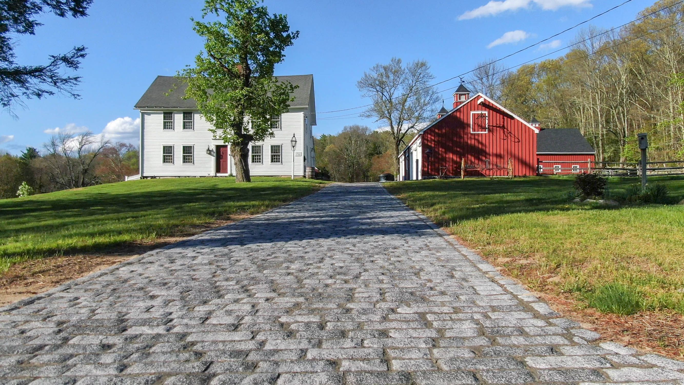 246 Heritage Road