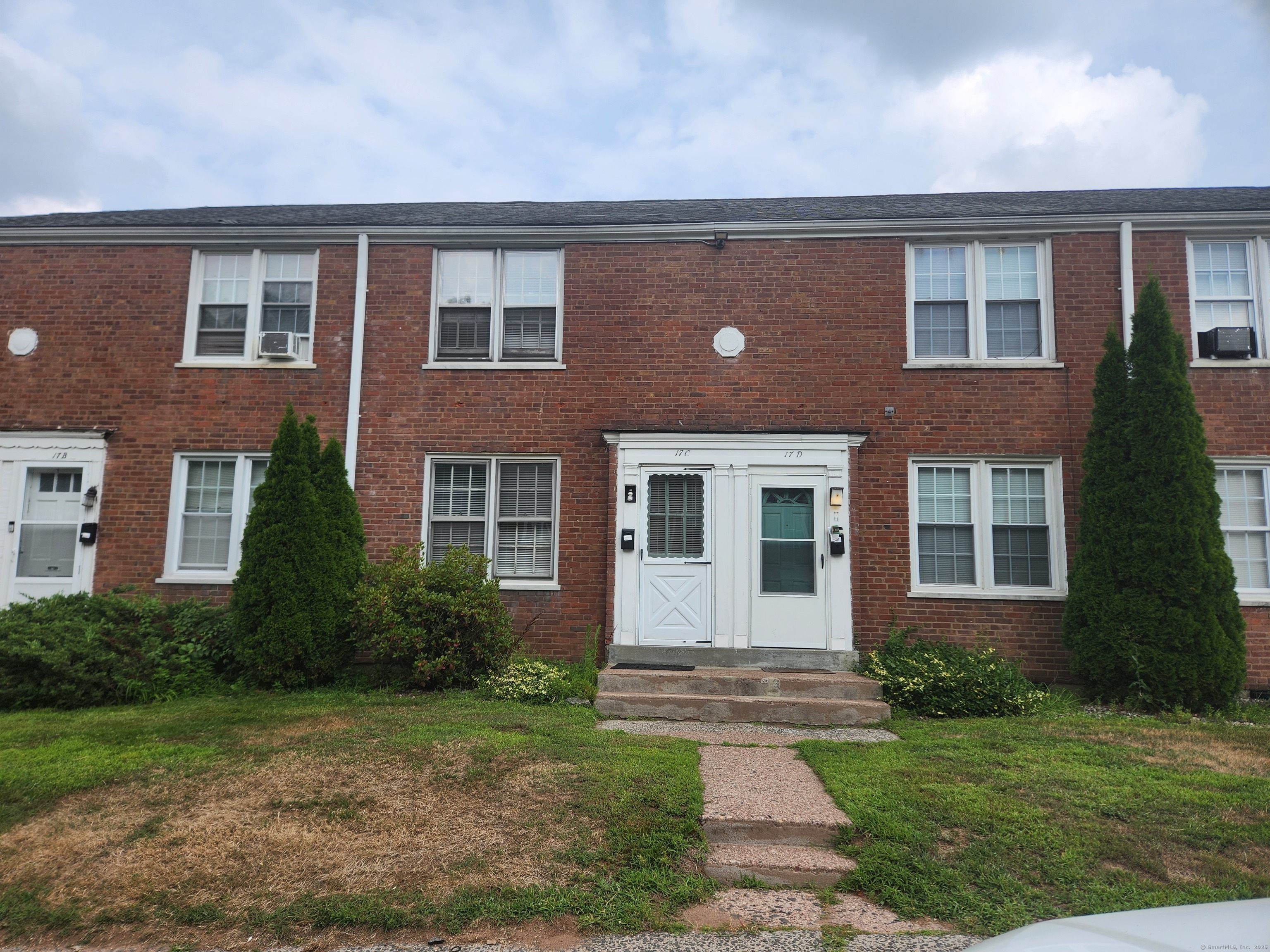 17 Garden Drive APT C