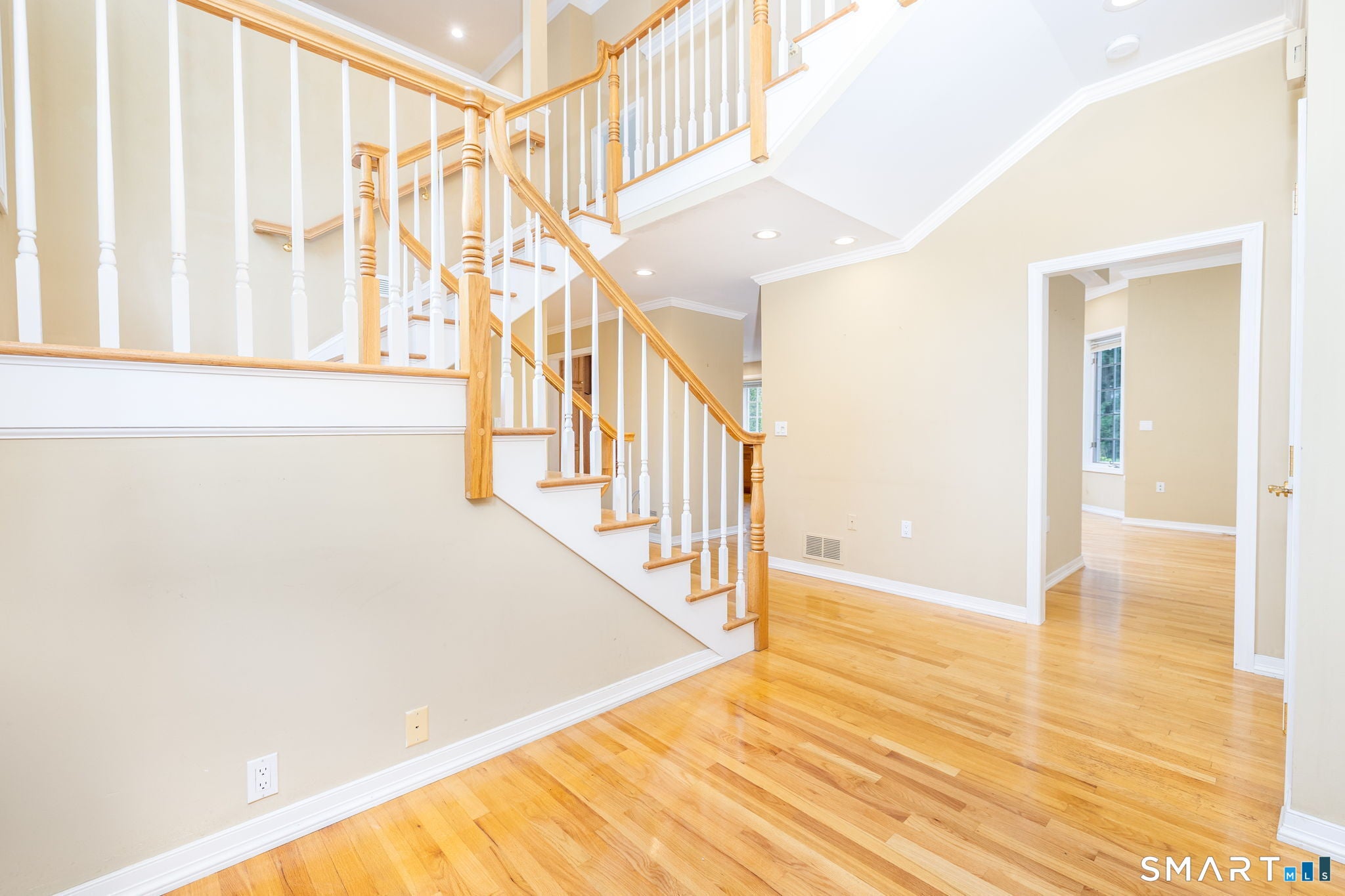 33 Knob Hill Lane