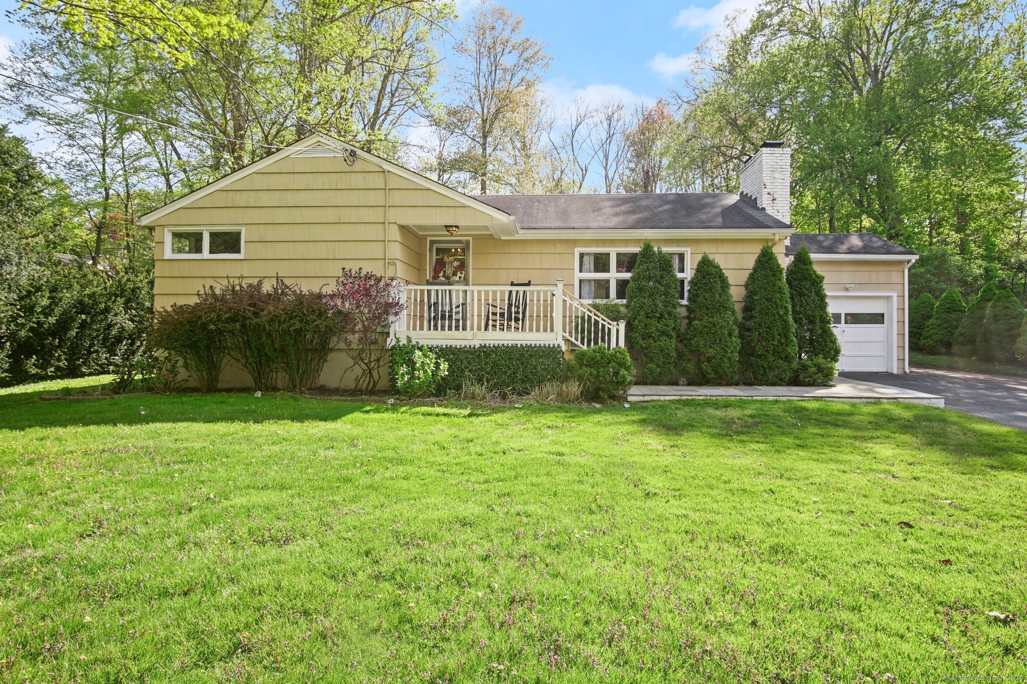 Photo 1 of 203 New Canaan Avenue, Norwalk, Connecticut, $565,000, Web #: 24015563
