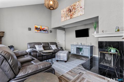 Photo of 79 Carriage Crossing Lane #79, Middletown, CT 06457 (MLS # 24164702)