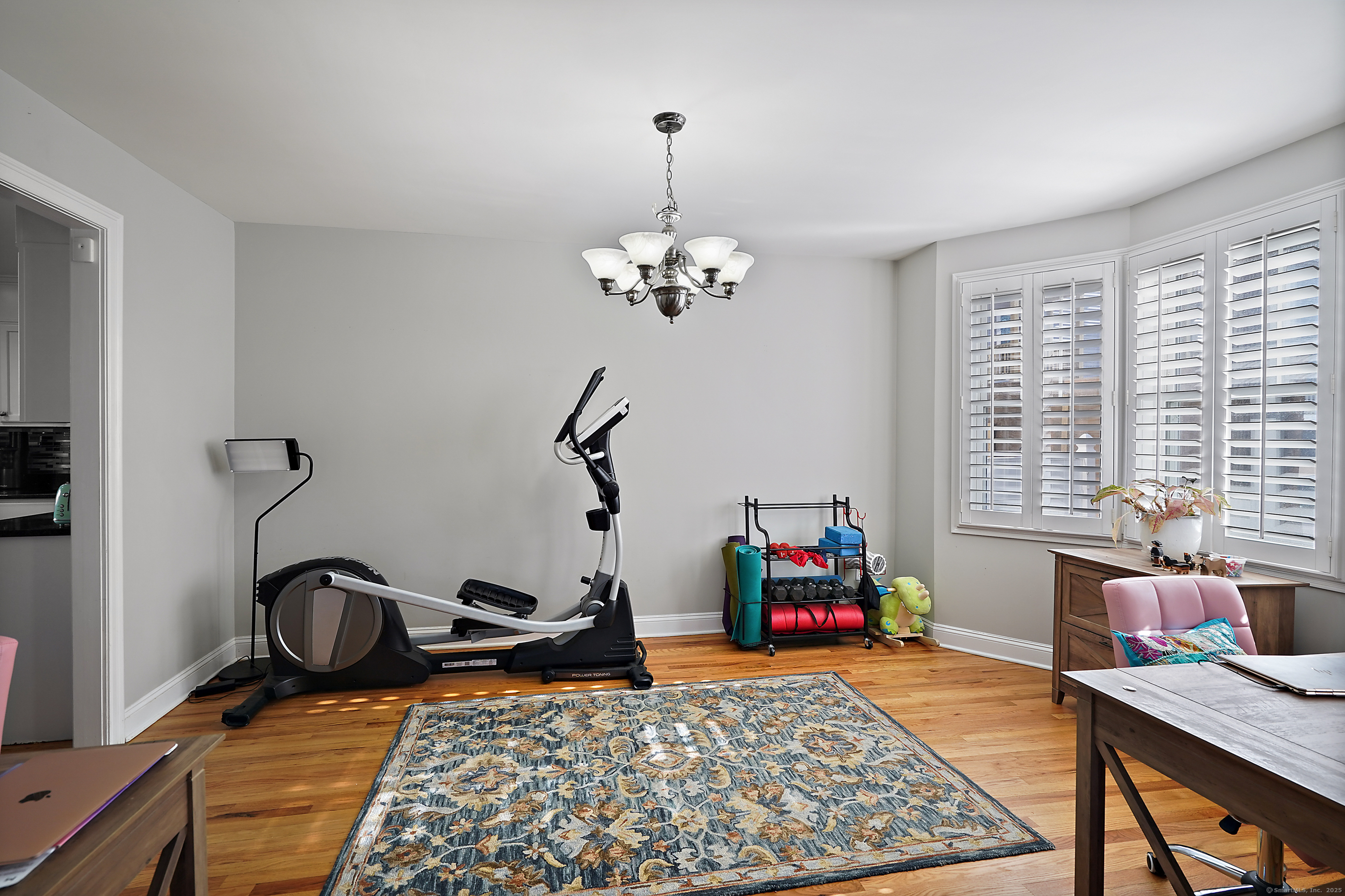 439 Glenbrook Road #APT A, Stamford, Connecticut image 6
