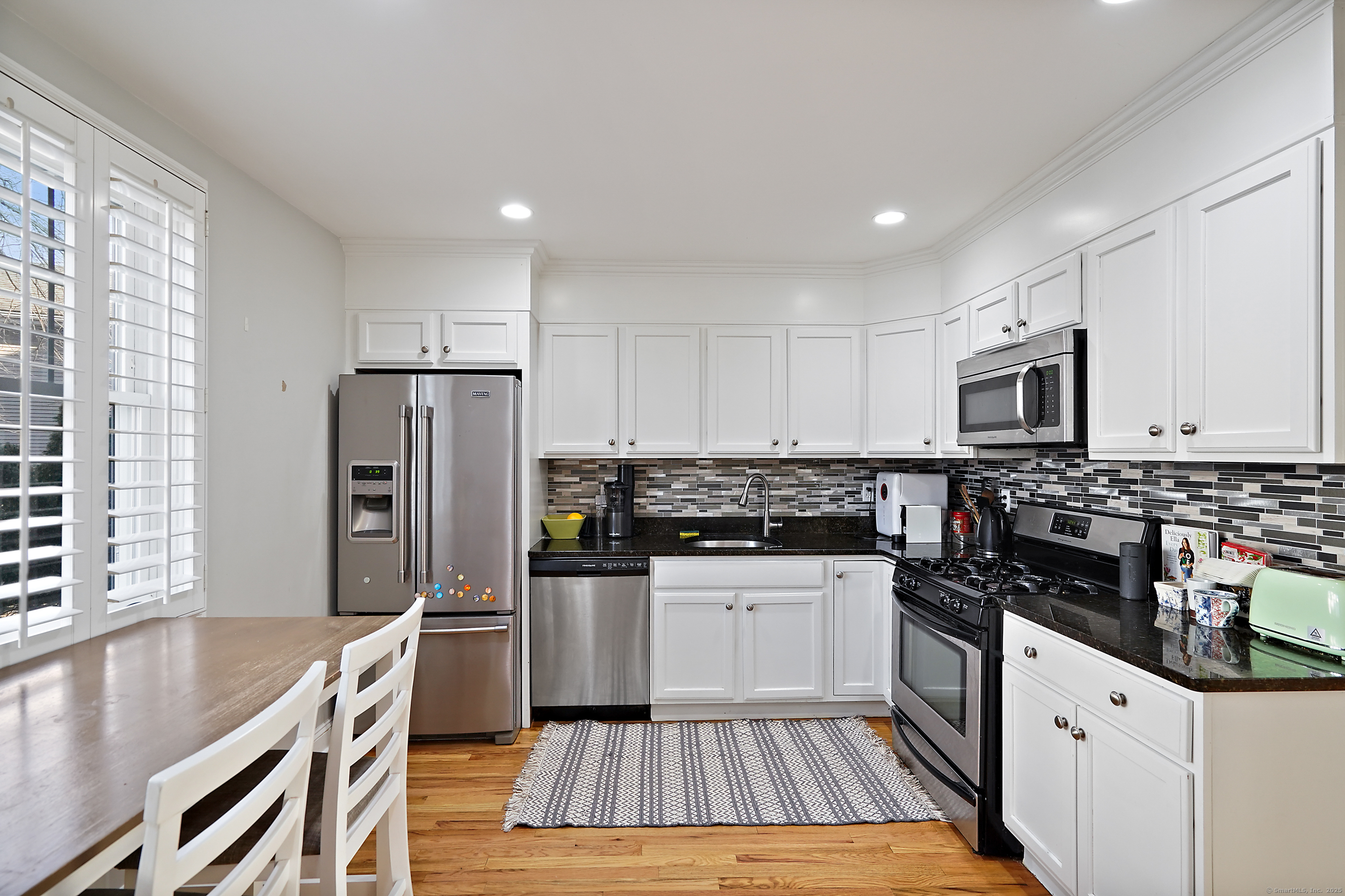 439 Glenbrook Road #APT A, Stamford, Connecticut image 3
