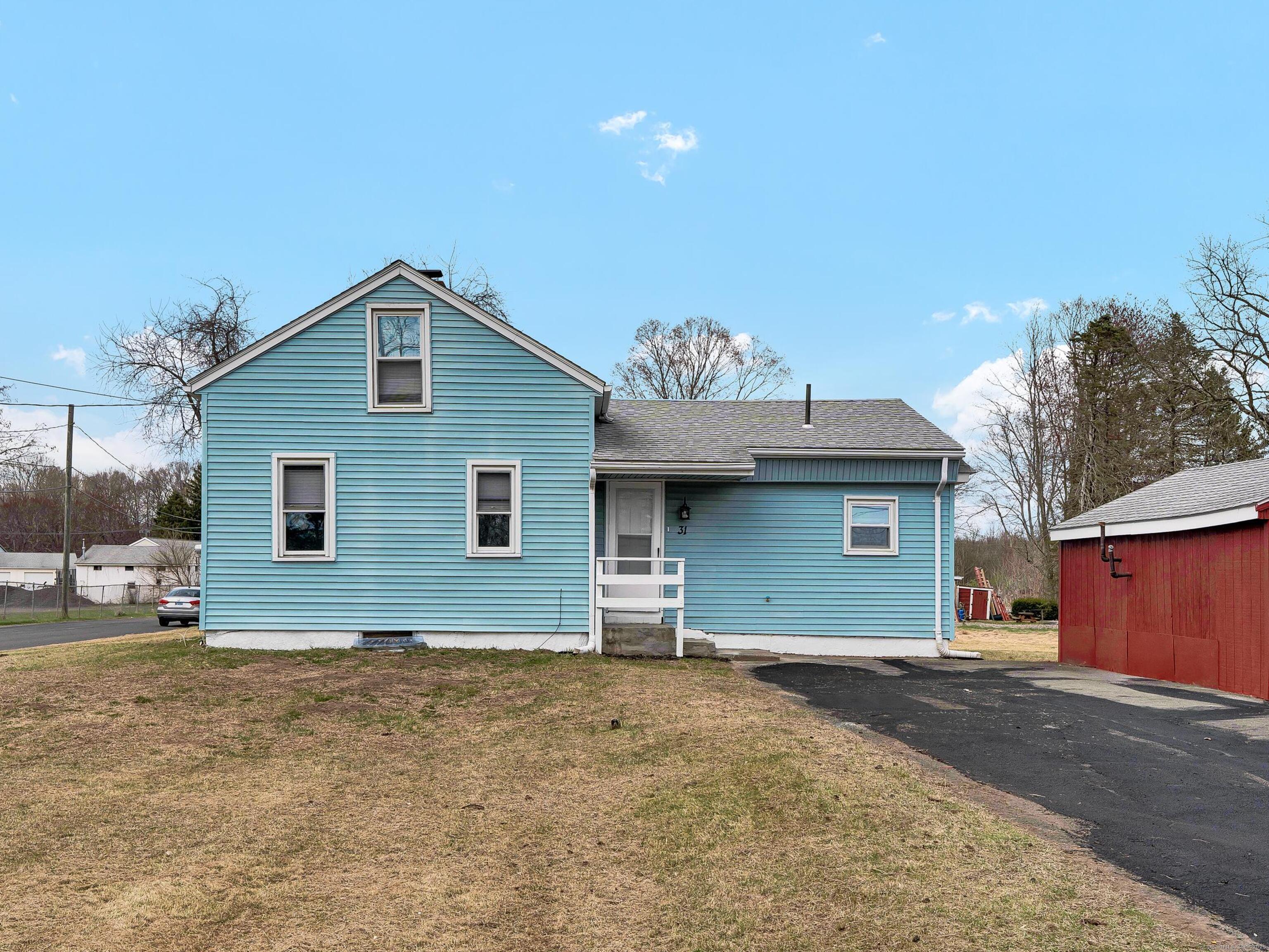 31 Village Street