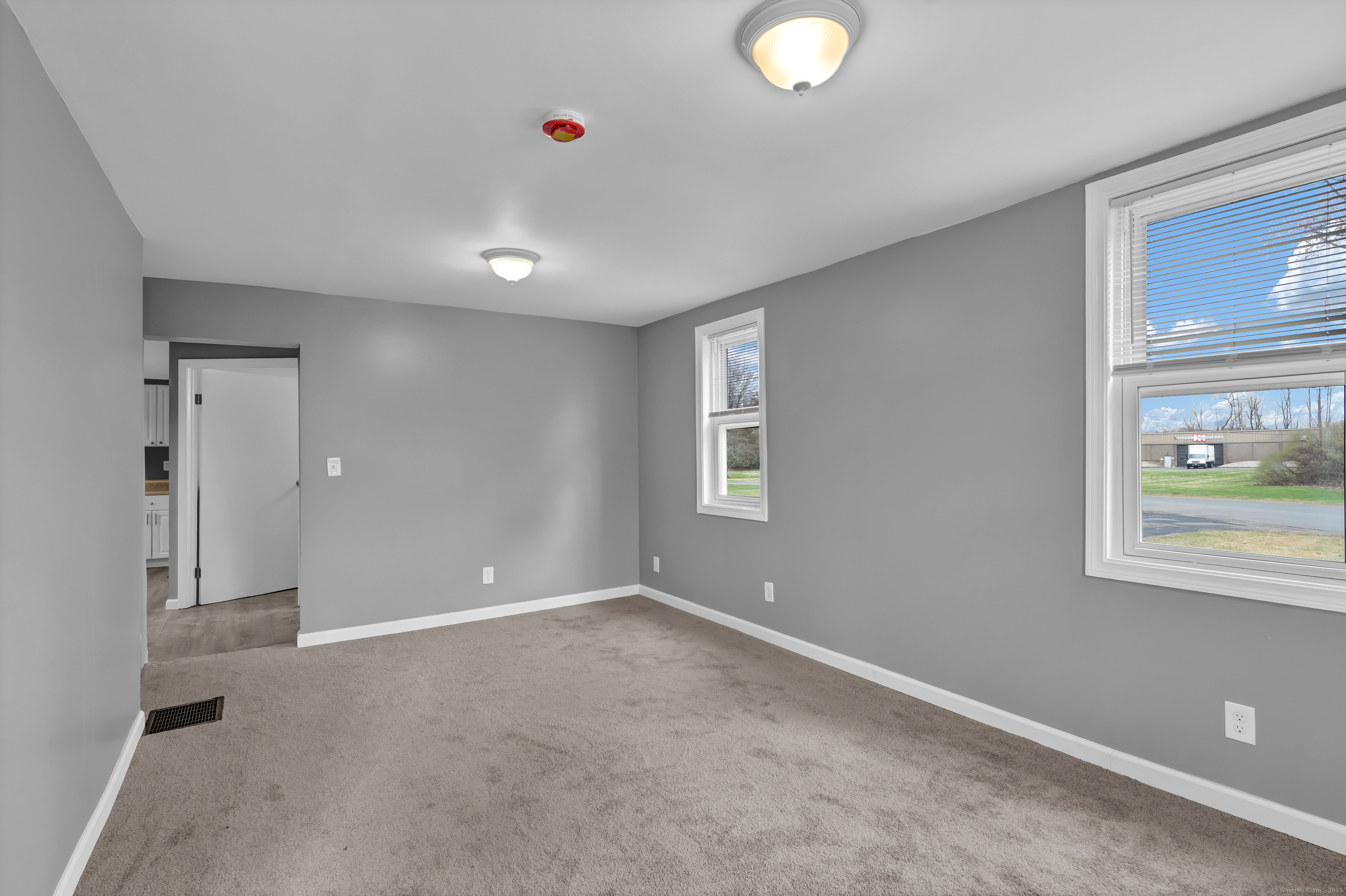 31 Village Street, Ellington, Connecticut image 7