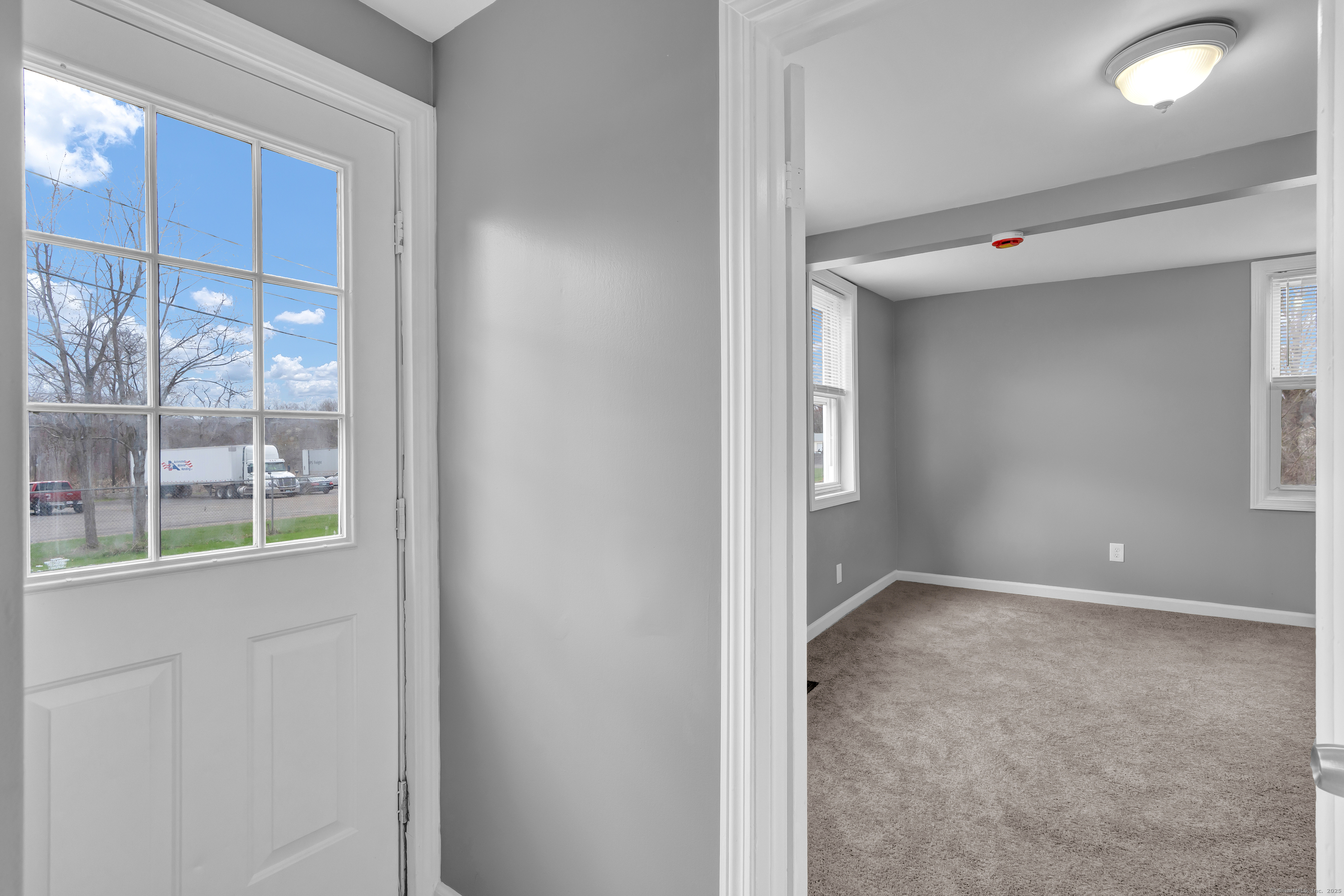 31 Village Street, Ellington, Connecticut image 8