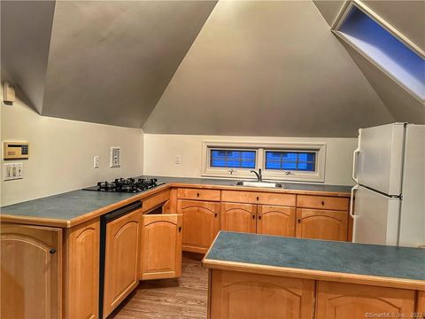 Tiny photo for 546 W Taft Avenue, Bridgeport, CT 06604 (MLS # 24146253)