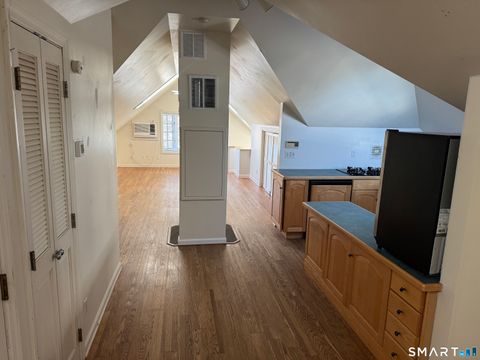 Tiny photo for 546 W Taft Avenue, Bridgeport, CT 06604 (MLS # 24146253)