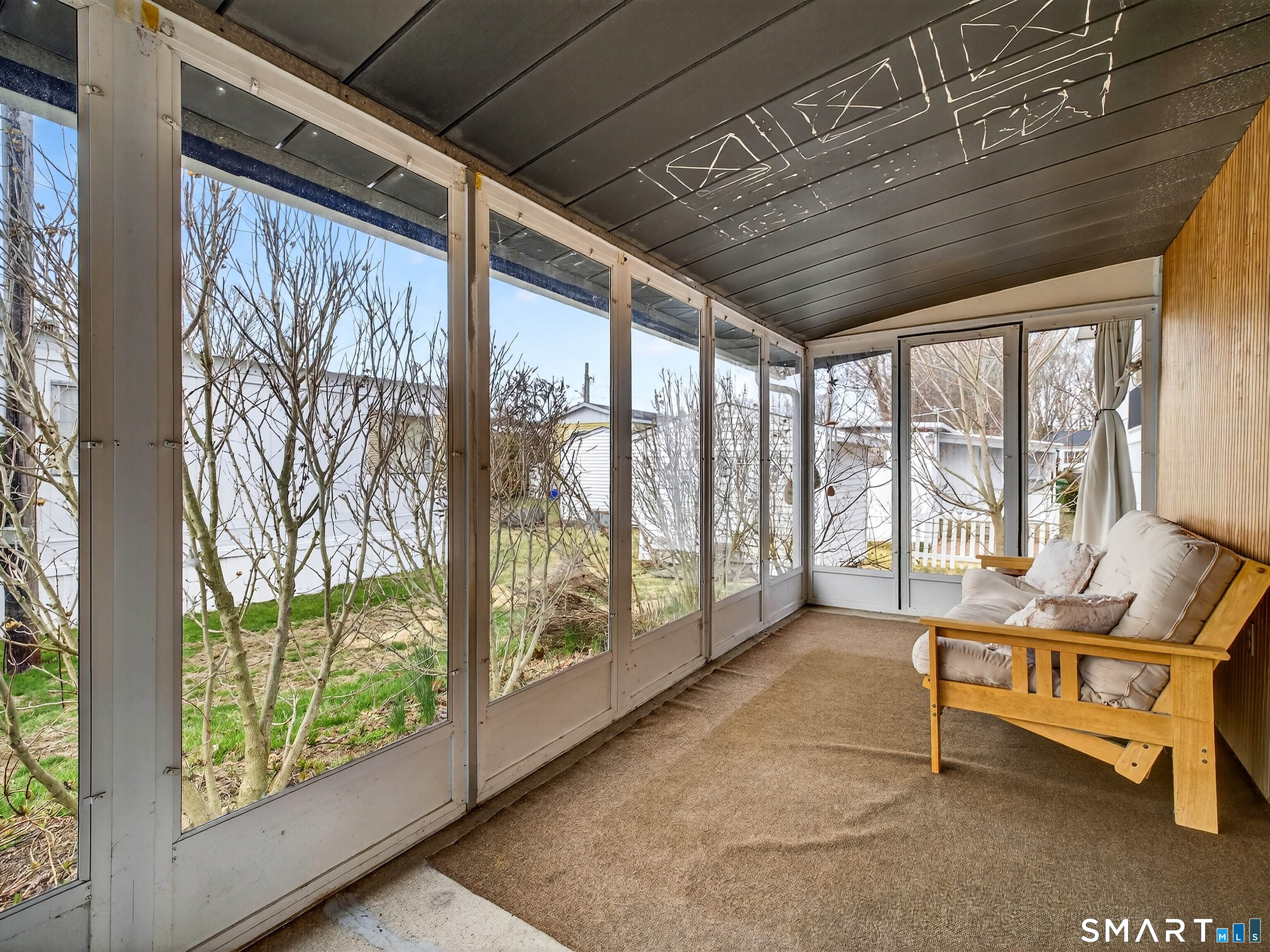 23 Linden Avenue North