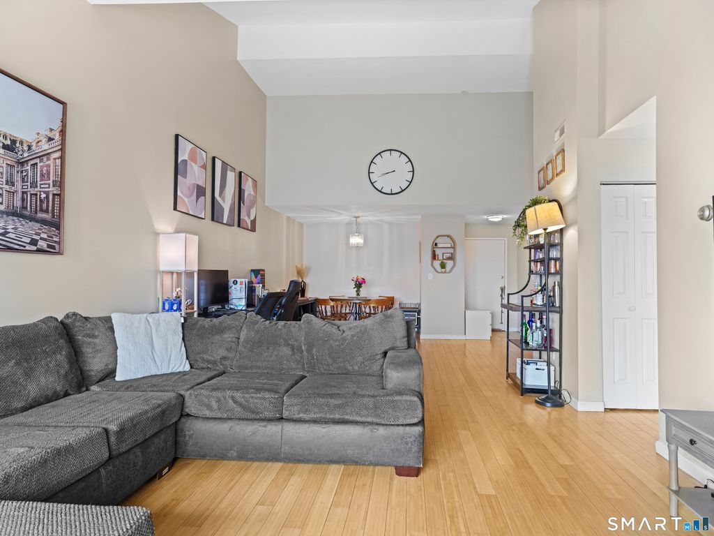 Photo of 132 Bennett Street #APT 302, Bridgeport, CT 06605 (MLS # 24161200)