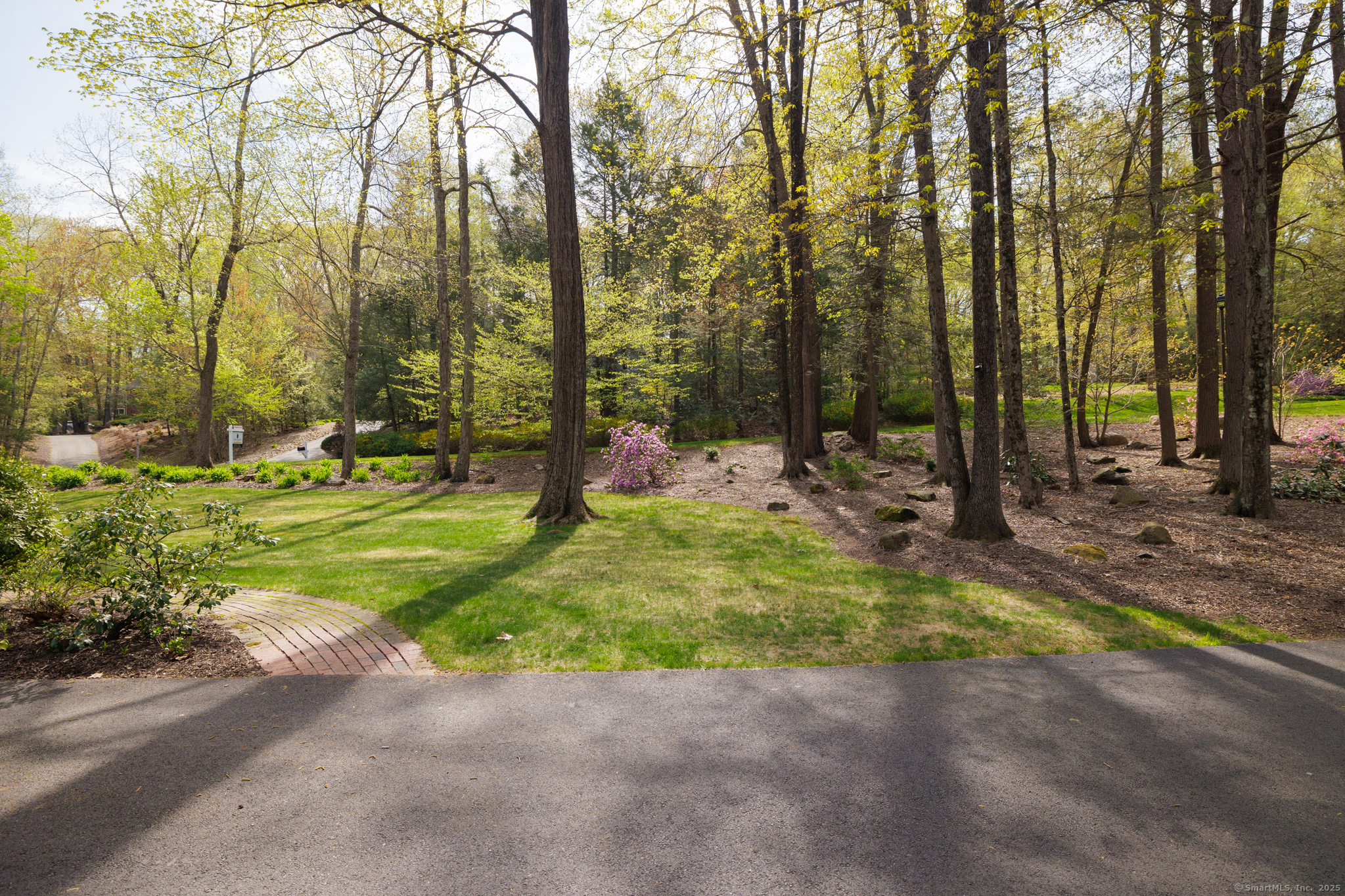 2 Cadbury Turn, Avon, Connecticut image 34