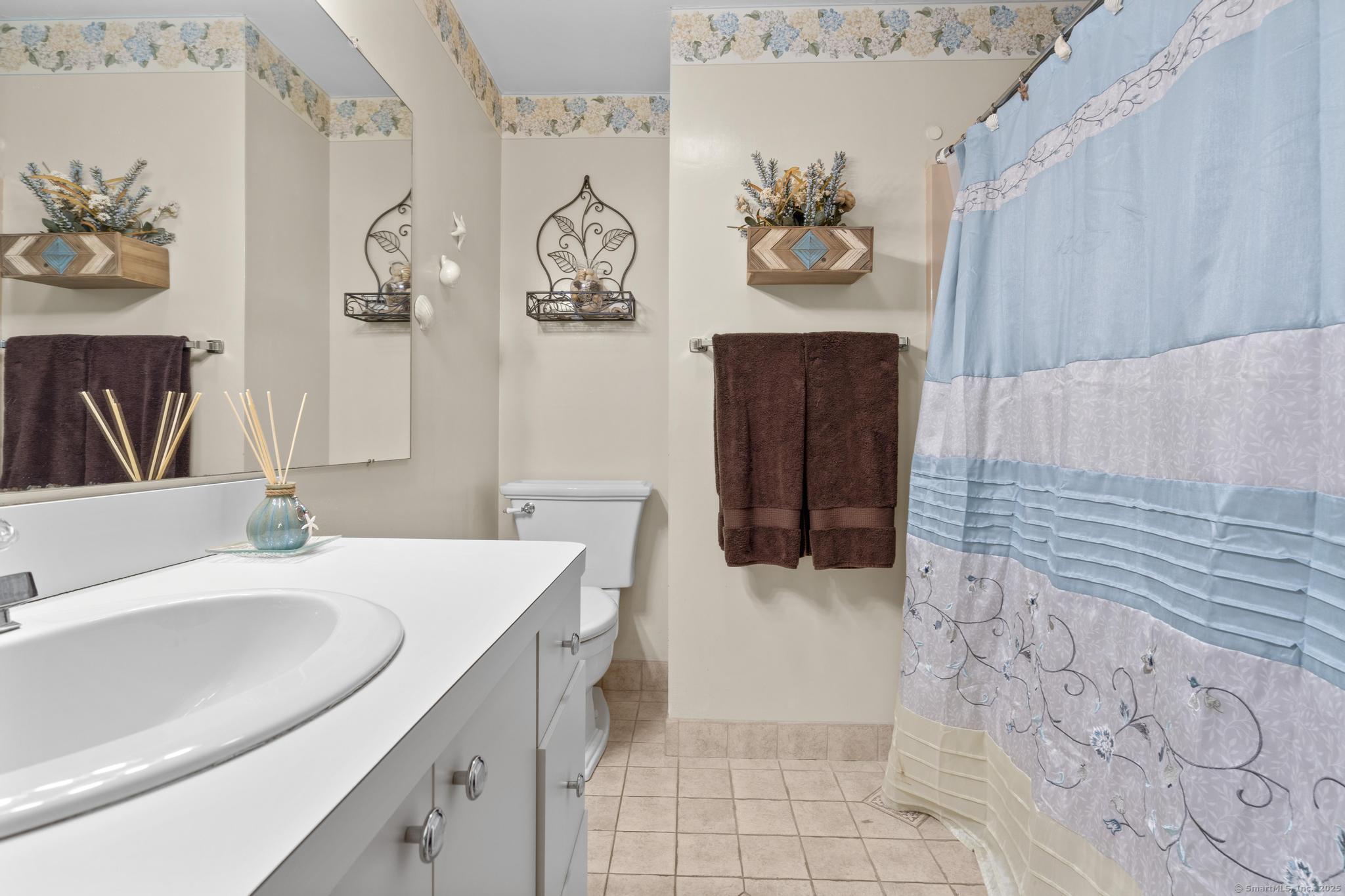 24A Harbour Village #24A, Branford, Connecticut image 27