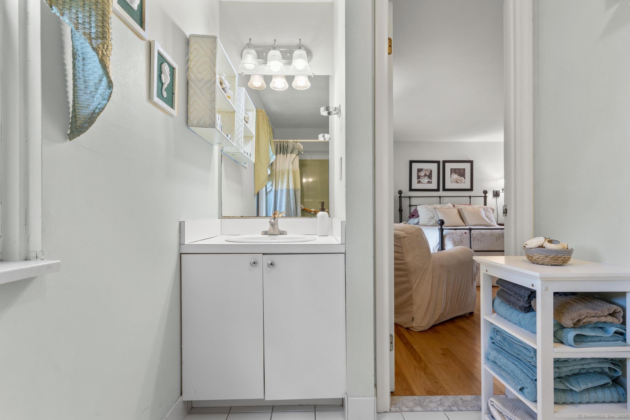 24A Harbour Village #24A, Branford, Connecticut image 24