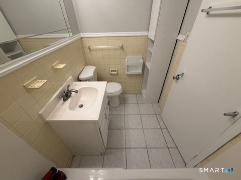 Tiny photo for 239 Old Farms Road #16D, Avon, CT 06001 (MLS # 24176303)