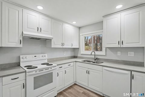 Tiny photo for 41 Sunnybrook Bend, Waterbury, CT 06708 (MLS # 24164768)