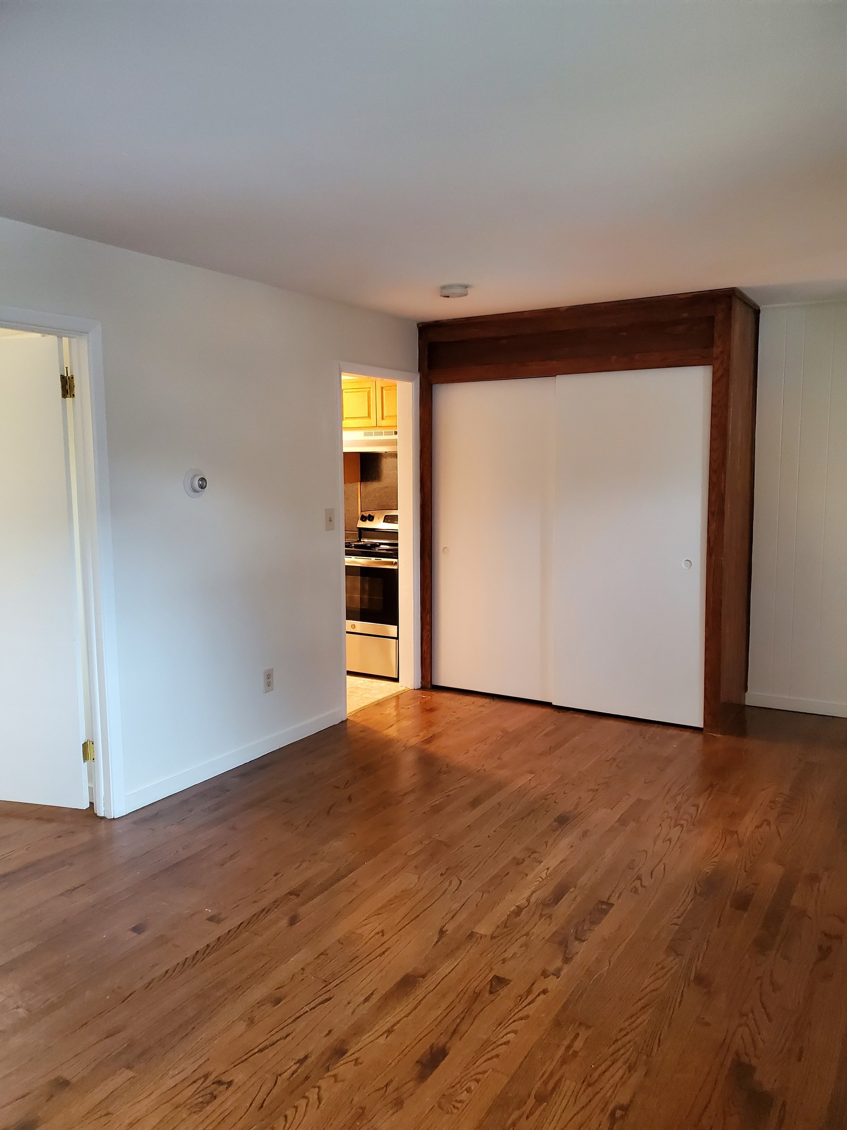 Cheshire, Connecticut 06410, United States, 1 Bedroom Bedrooms, ,1 BathroomBathrooms,Residential,Active,242068