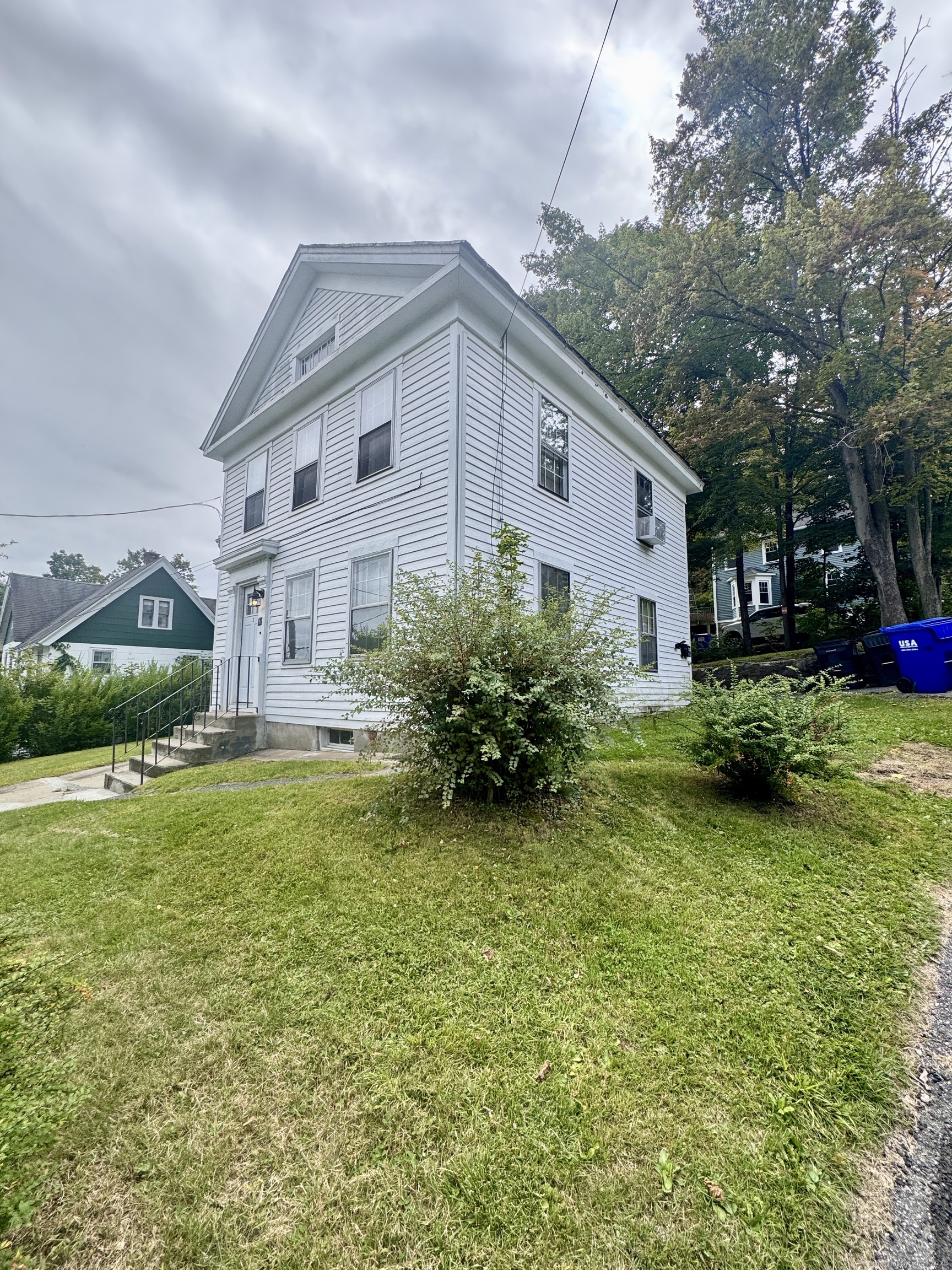 111 Rockwell Street 2nd Floor