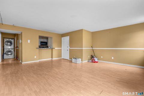 Tiny photo for 2020 Broad Street #6, Hartford, CT 06114 (MLS # 24164351)