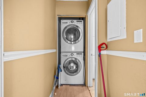 Tiny photo for 2020 Broad Street #6, Hartford, CT 06114 (MLS # 24164351)