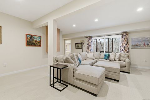 Tiny photo for 11 Brenthaven #11, Avon, CT 06001 (MLS # 24141863)