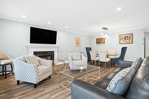 Tiny photo for 11 Brenthaven #11, Avon, CT 06001 (MLS # 24141863)