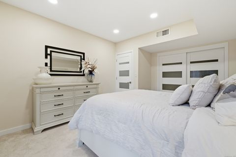 Tiny photo for 11 Brenthaven #11, Avon, CT 06001 (MLS # 24141863)