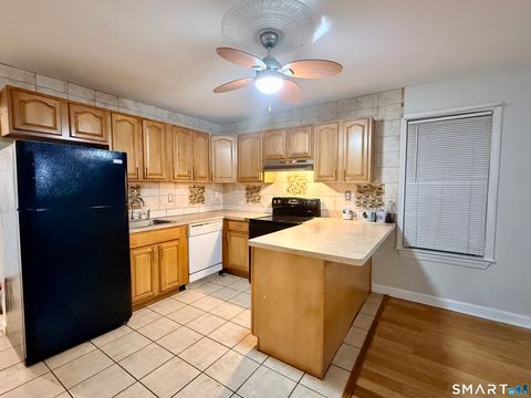 Photo of 78 Lindley Street #1st Floor, Bridgeport, CT 06604 (MLS # 24148870)