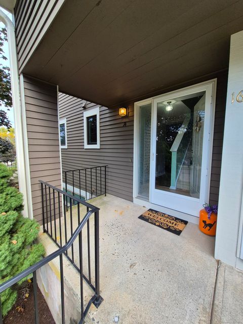 Tiny photo for 14 Teal Circle #14, Simsbury, CT 06081 (MLS # 24132455)