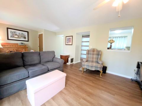 Tiny photo for 14 Teal Circle #14, Simsbury, CT 06081 (MLS # 24132455)
