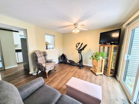 Tiny photo for 14 Teal Circle #14, Simsbury, CT 06081 (MLS # 24132455)
