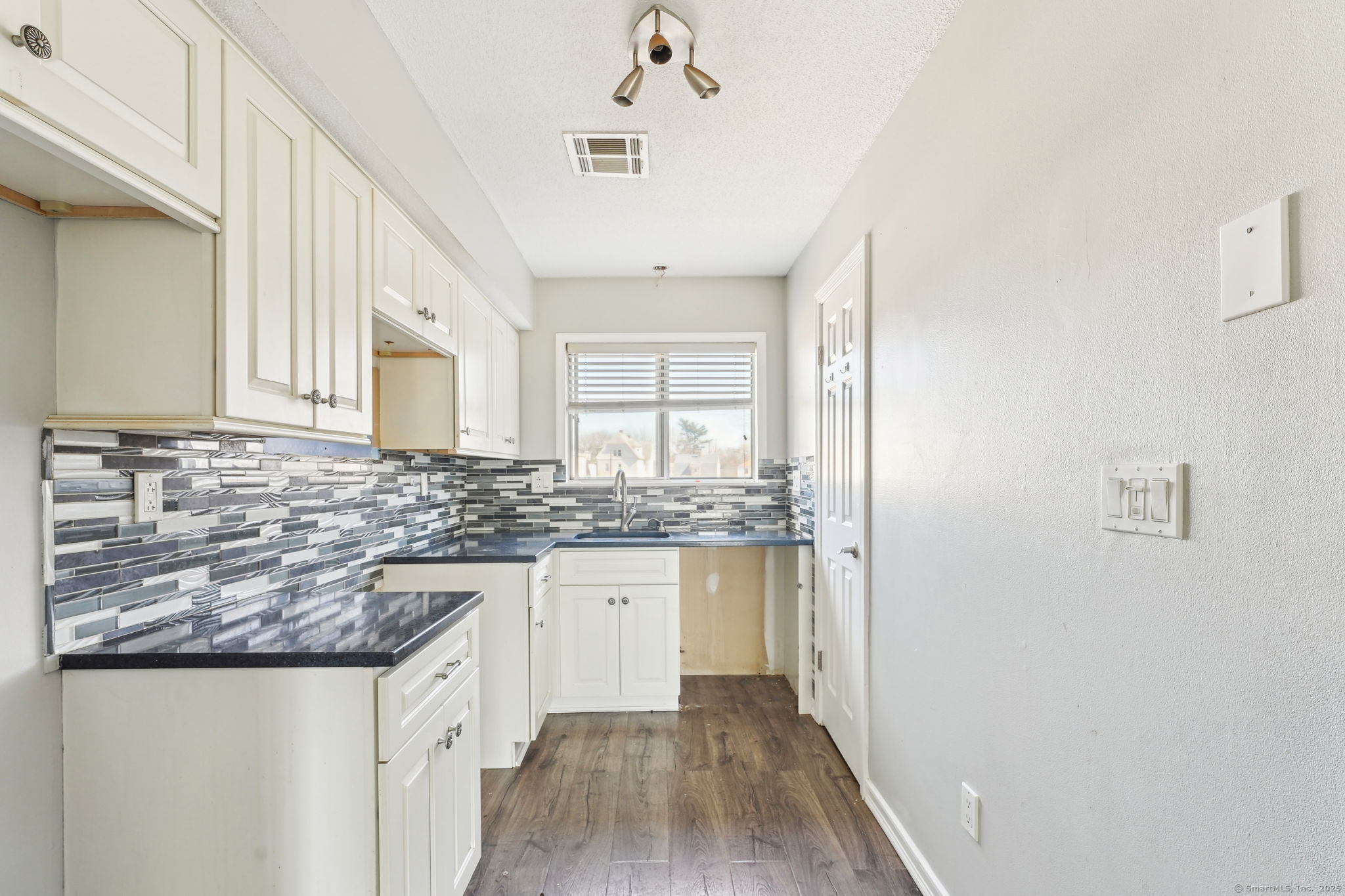 392 Elm Street #APT N3, West Haven, Connecticut image 7