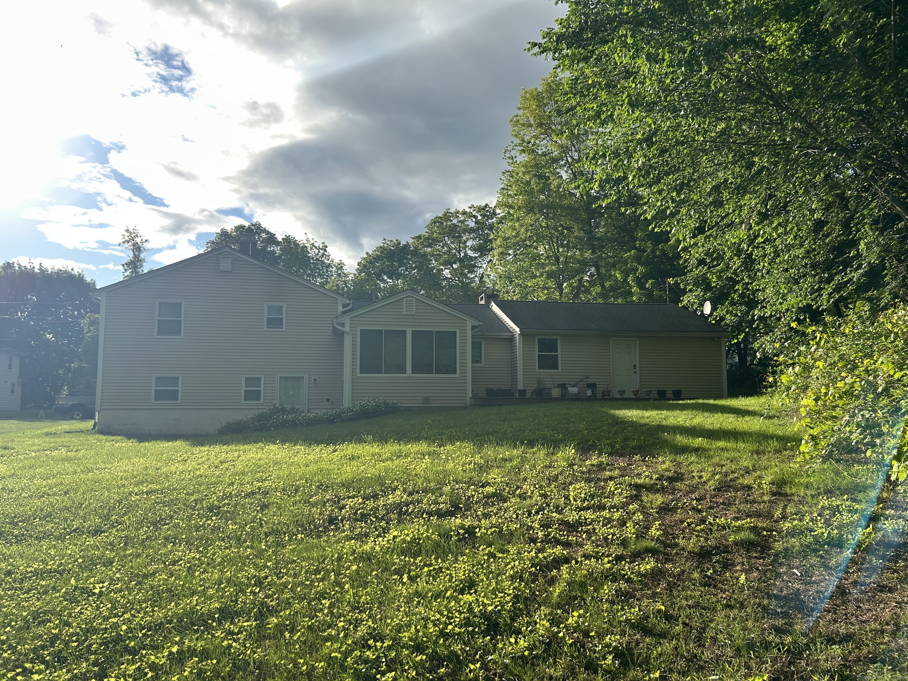 82 Sande Avenue, Waterbury, Connecticut image 21