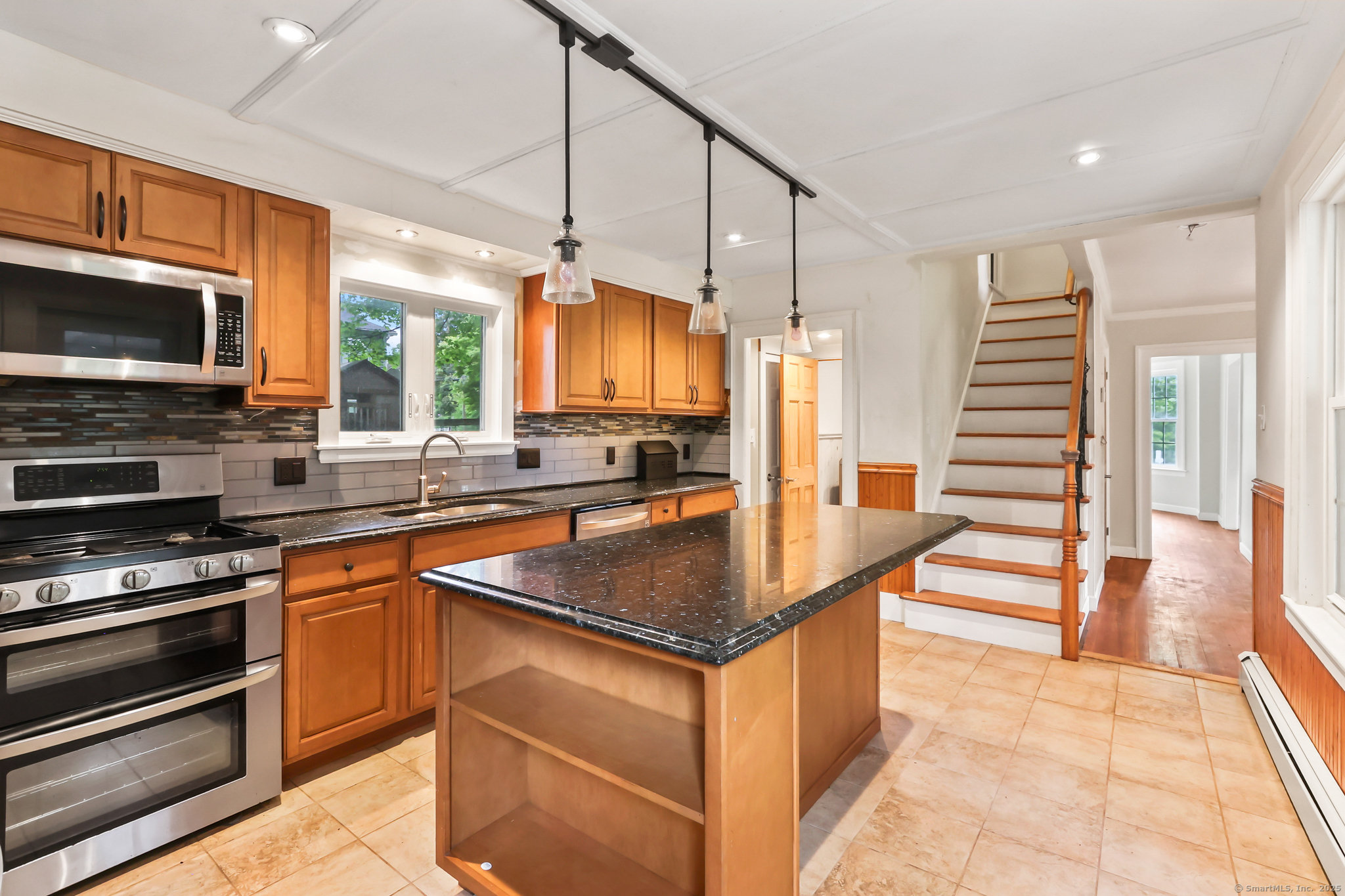 27 Maple Street, Berlin, Connecticut image 12