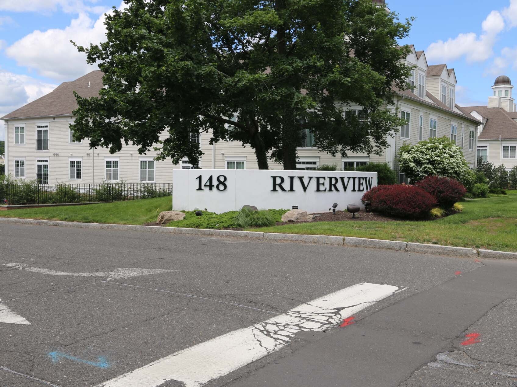 144 East Avenue APT B106