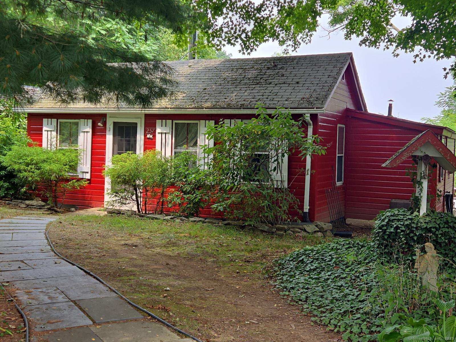 East Haddam, Connecticut 06469, United States, 1 Bedroom Bedrooms, ,1 BathroomBathrooms,Residential,Active,185717