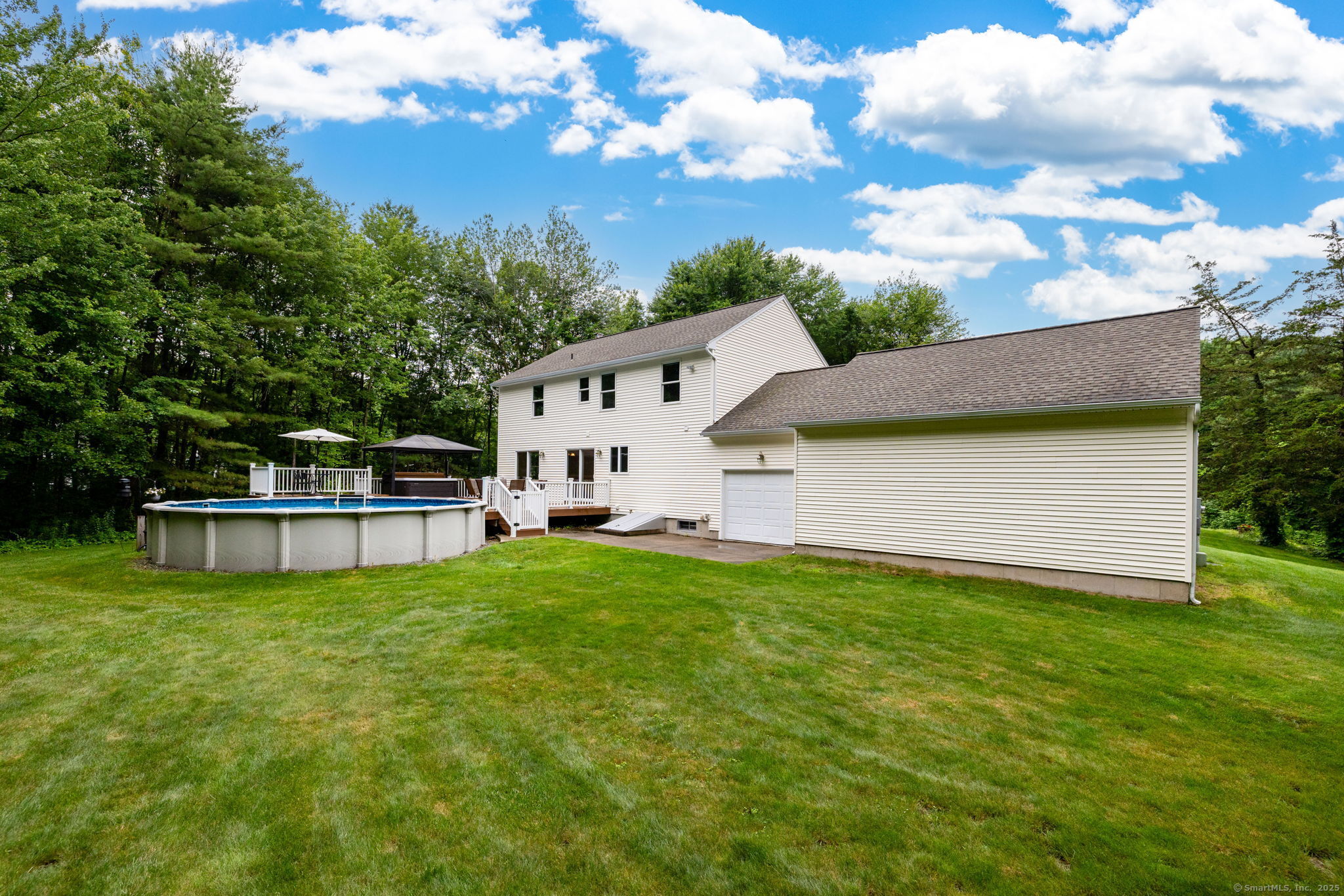 527 Billings Road