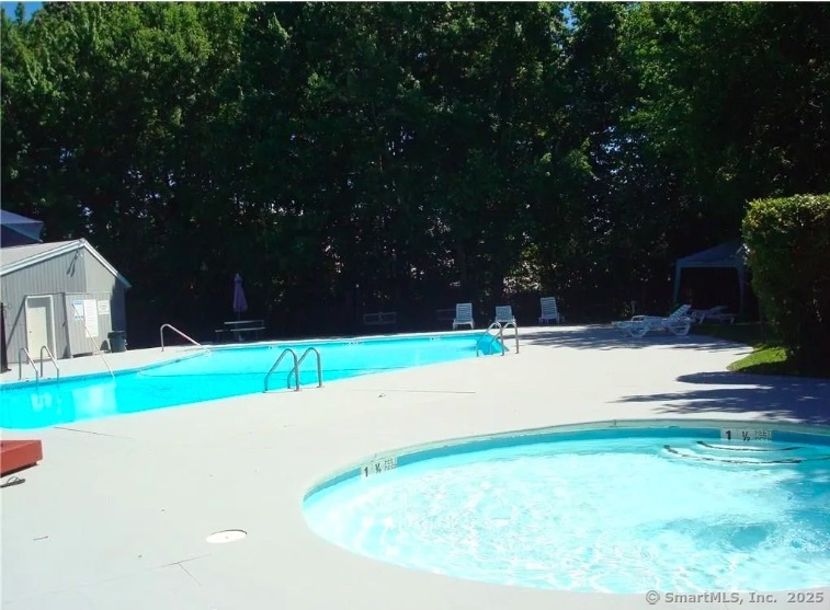 Property for Sale at County Street Apt 7K, Norwalk, Connecticut - Bedrooms: 2 
Bathrooms: 1 
Rooms: 4  - $349,000