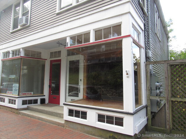 124 Main Street 3